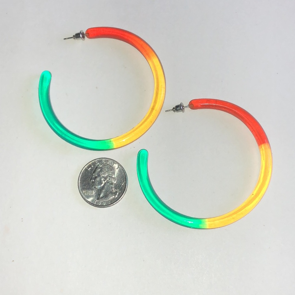 Colorblock Gradient Acrylic Hoop Earrings - Orange, Yellow, Green - Picture 3 of 4